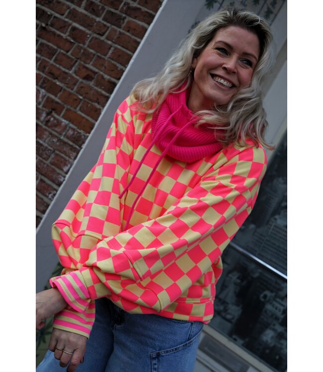SWEATER GEBLOKT GEEL ROZE