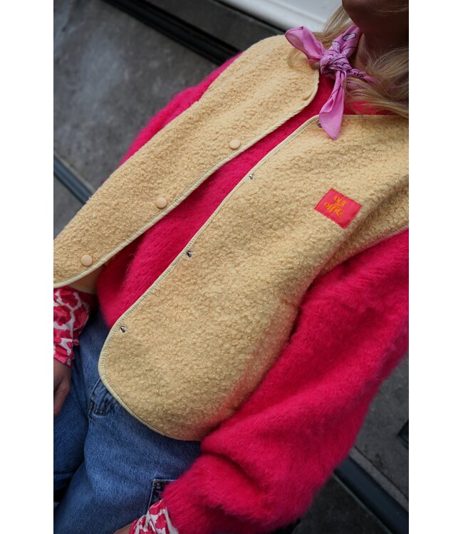 GILET OUT OF OFFICE GEEL