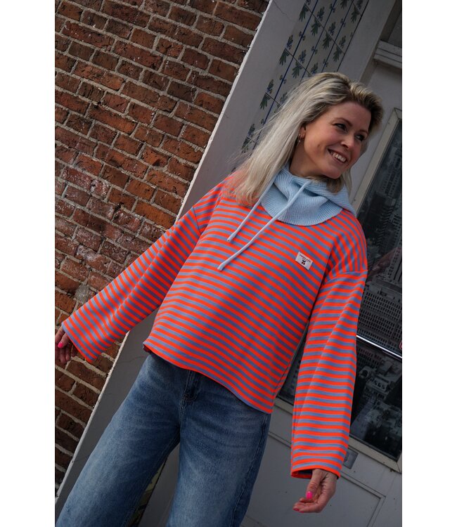 STREEP TOP CHERRY ORANJE BLAUW