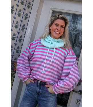 STREEP SWEATER FAY BLAUW FUCHSIA