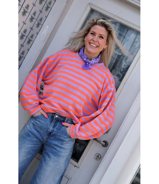 STREEP SWEATER FAY LILA ORANJE
