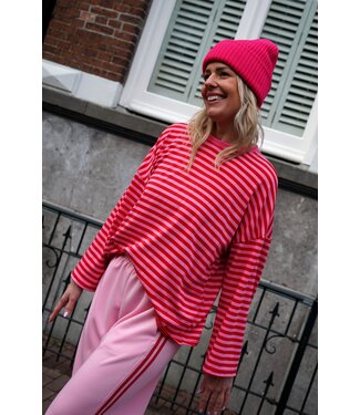 STREEP TOP SAAR ROOD ROZE