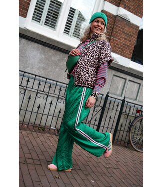 WIJDE BROEK LEOPARD GROEN