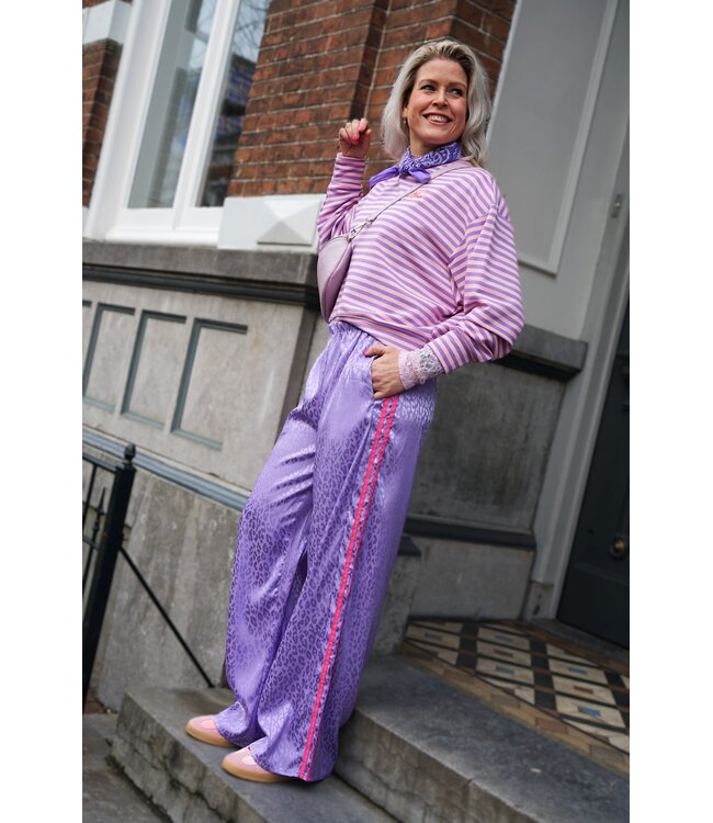 WIJDE BROEK LEOPARD LILA