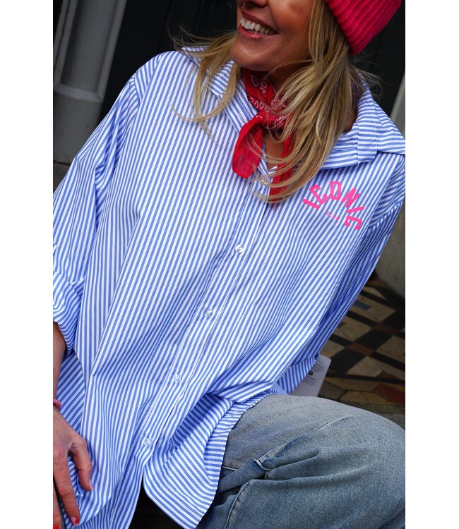BLOUSE ICONIC BLAUW