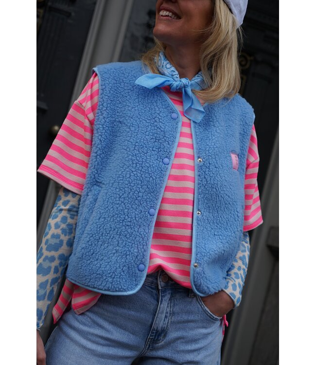 TEDDY GILET SELF LOVE CLUB BLAUW