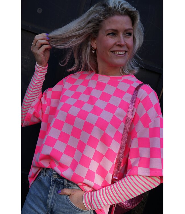 GEBLOKTE TOP ROZE
