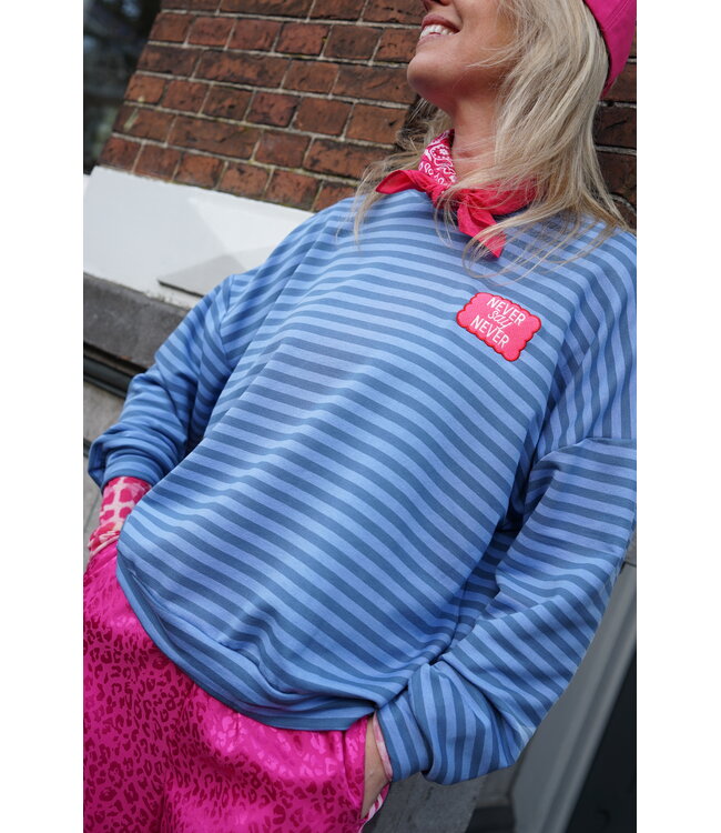 STREEP TOP NEVER SAY NEVER BLAUW