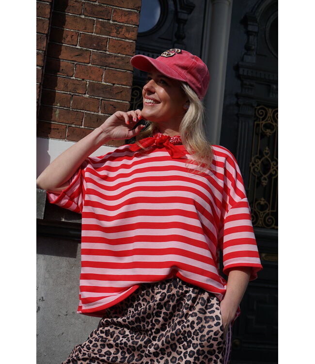 STREEP TOP FLOOR ROOD ROZE