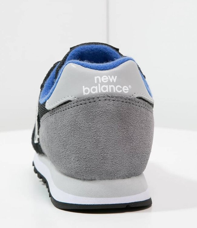 New Balance Zwart