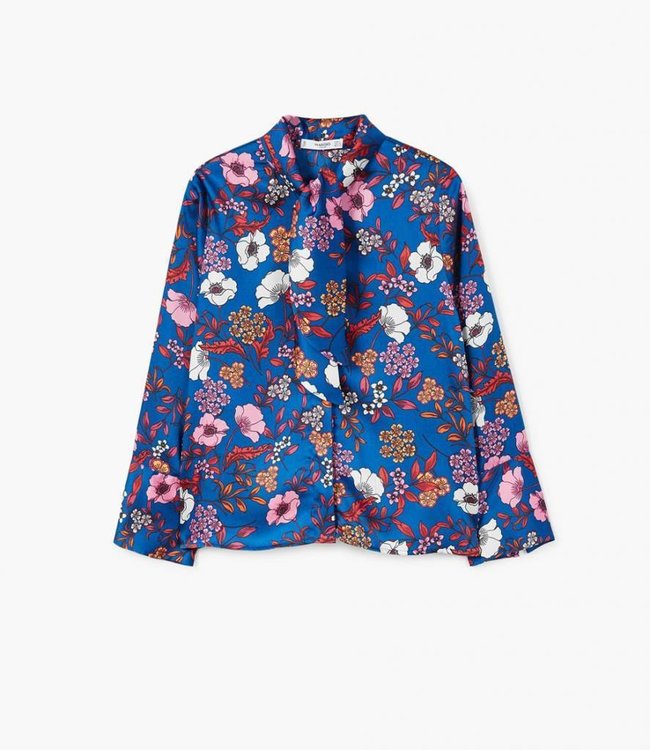 Casual Chic Flowers