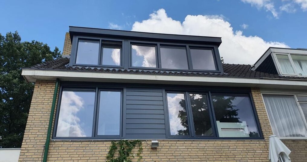 Dakkapellen en Woningverduurzaming: Isolatie en Ventilatie als Sleutels tot Energiebesparing