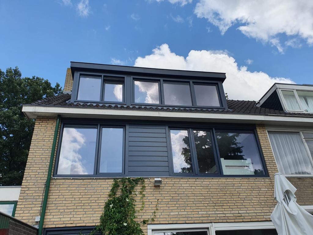 Dakkapellen en Woningverduurzaming: Isolatie en Ventilatie als Sleutels tot Energiebesparing