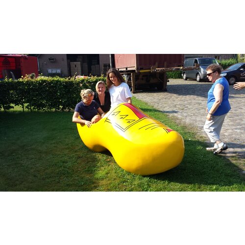 Giant woodenshoe 220cm