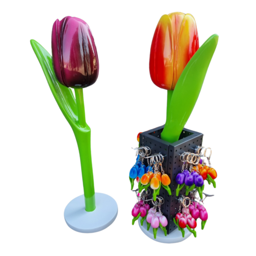 Tulips table display with tulip keyhangers and magnets
