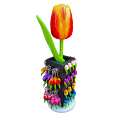 Tulips table display with tulip keyhangers and magnets