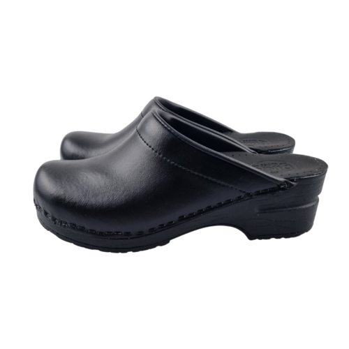 DINA PU clogs - TRAA - workshoes - Black - Unisex - open heel