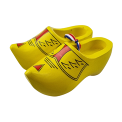 Souvenir klompenpaartje 10cm boerengeel