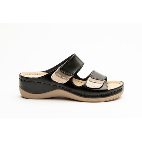 Leon Footwear Sandals with Velcro and anti-slip studs in the sole - black
