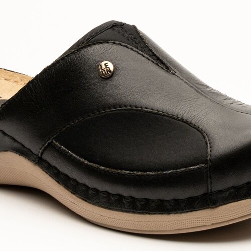 Leon Footwear clogs with non-slip sole and elastic sides - comfortable for hallux valgus - color black