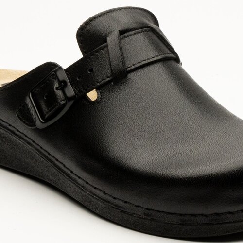 Leon Footwear Slip-on clog in sizes 36 to 41 - removable sole and anti-slip stud - color black