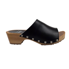Dina Houten sandalen zwart met studs