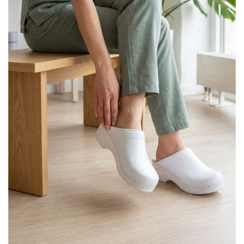 DINA Medical clogs with PU sole - White