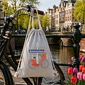 Draw string bag bike with tulips gray