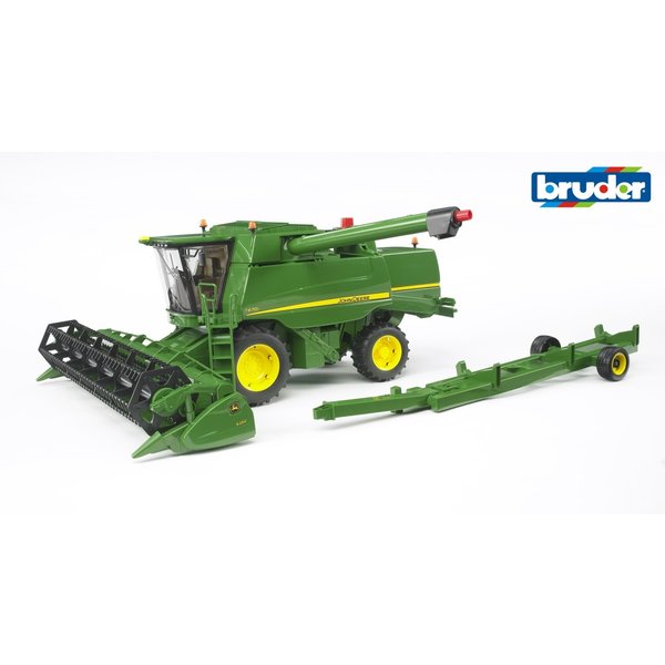 Bruder 2132 - John Deere T670i combine