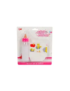  Melkflesje  (13,5 cm) en luier voor pop 35-45 cn