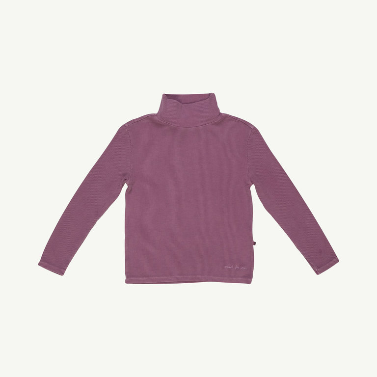 Maed for Mini plum panther // turtleneck