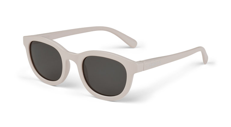 Liewood ruben sunglasses // sandy