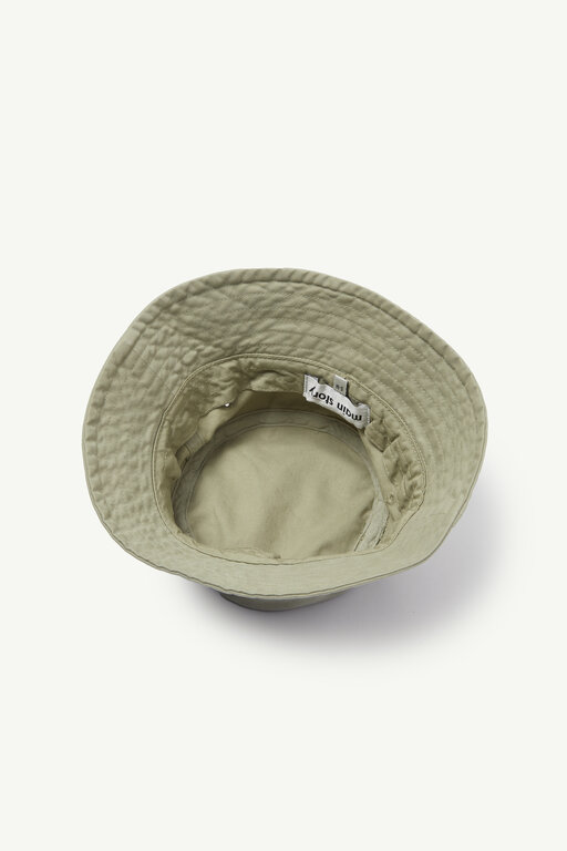 Main Story bucket hat // elm