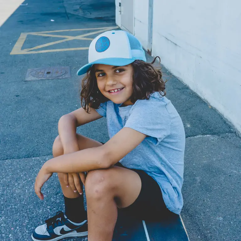 Lil' Boo trucker cap // blue