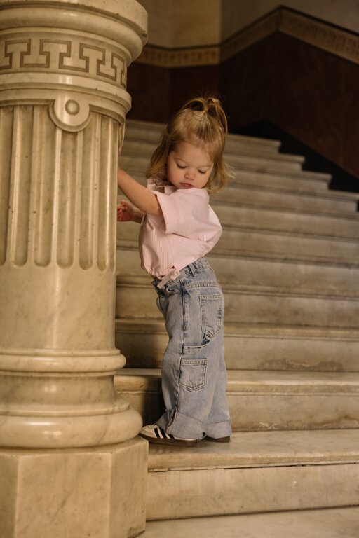 Charlie Petite kaylee blouse // pink stripe