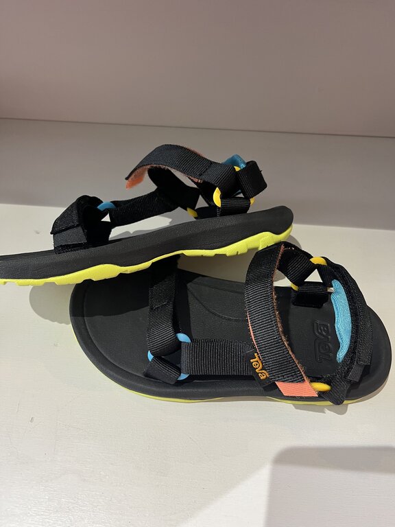 Teva T Hurricane XLT 2 // black multi