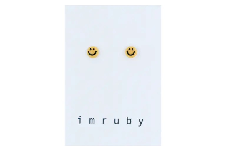 smiley stud earrings // pepper