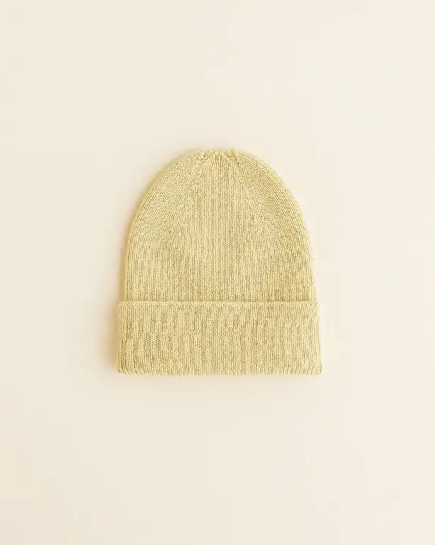 hvid beanie fonzie newborn // light yellow
