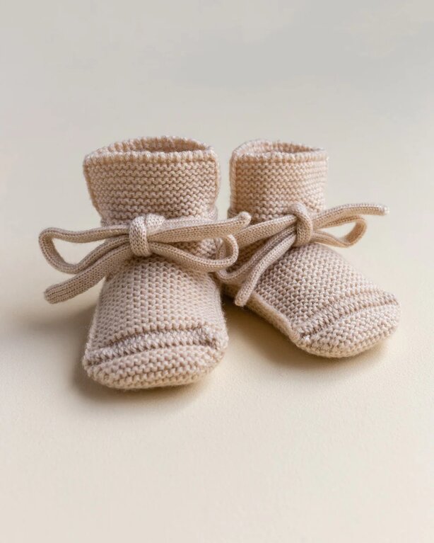 hvid booties // oat