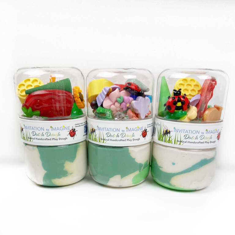 invitation to imagine play pot // the garden