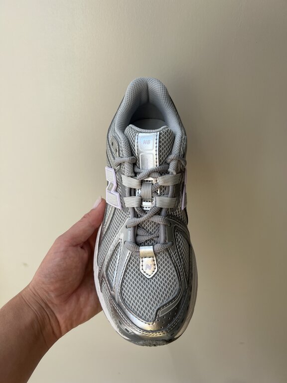 New Balance 1906 kids // silver metallic / milk violet