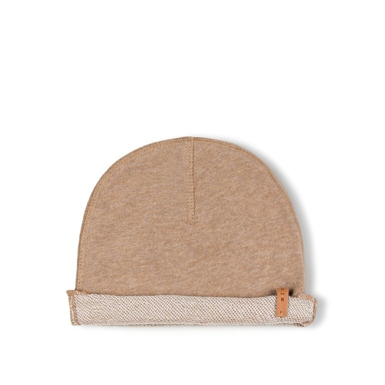 Nixnut born hat // pebble