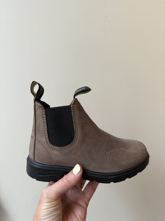 Blundstone kids // mushroom