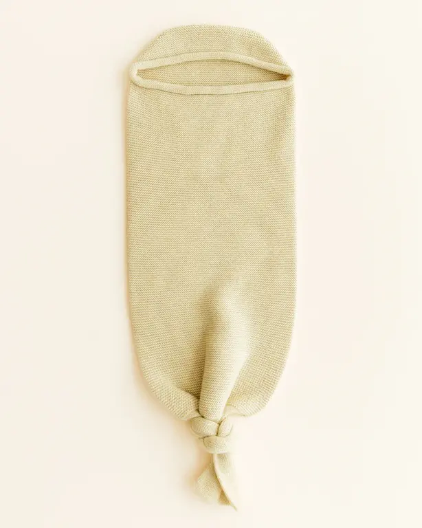 hvid cocoon // light yellow