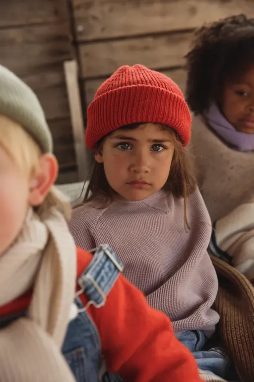 hvid beanie fonzie kids // red