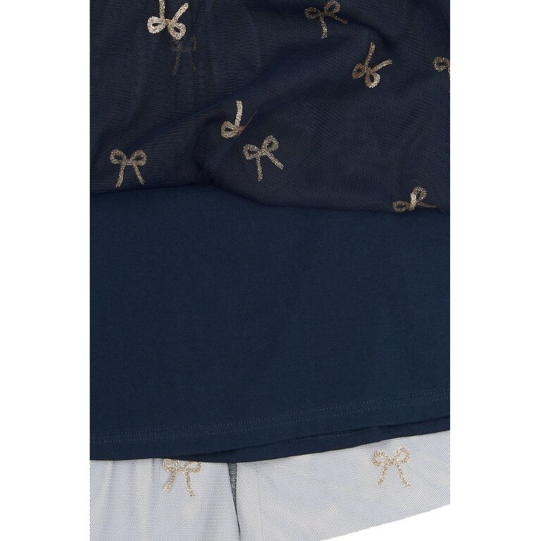 The New rudelle skirt // navy blazer