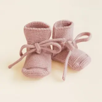 hvid booties // powder