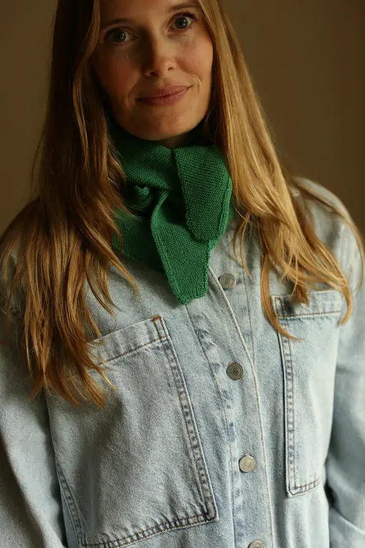 hvid triangle scarf josephina // grass
