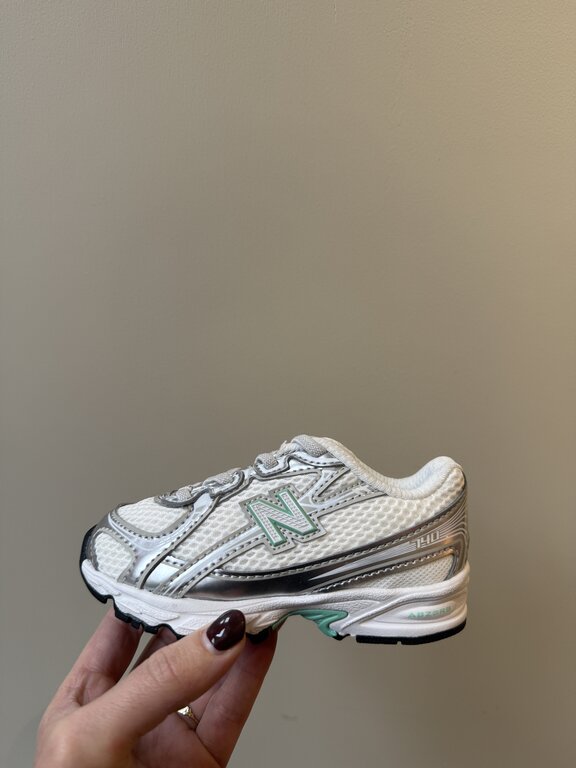 New Balance 740 toddler bungee lace // sillver metallic / deep end