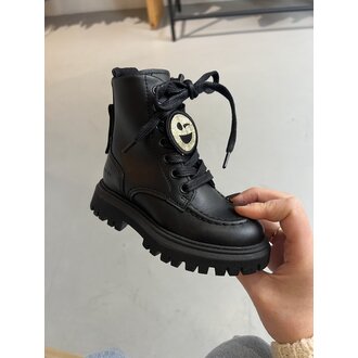 Preloved 1. Nubikk fae bobbi jr // black leather // 23